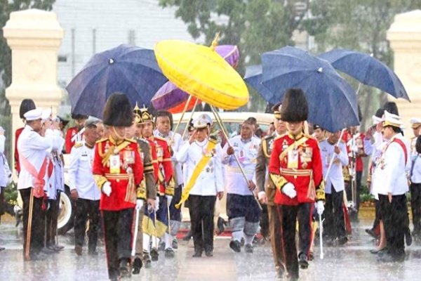 开yun体育网就等着看弟弟怎么接这个烫手山芋-开云「中国」kaiyun网页版登录入口